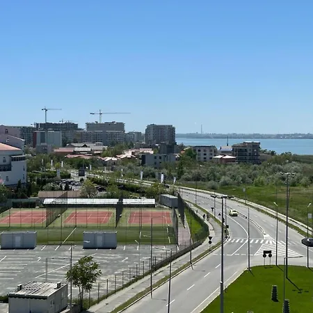 Penthouse Mamaia Apartment