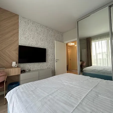Penthouse Mamaia Apartment *